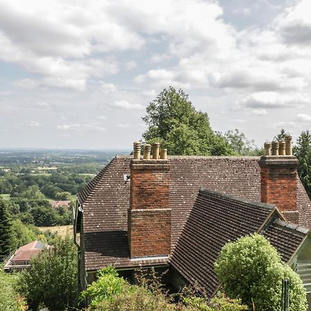 Amazing View Apartment Malvern Wells Exterior foto