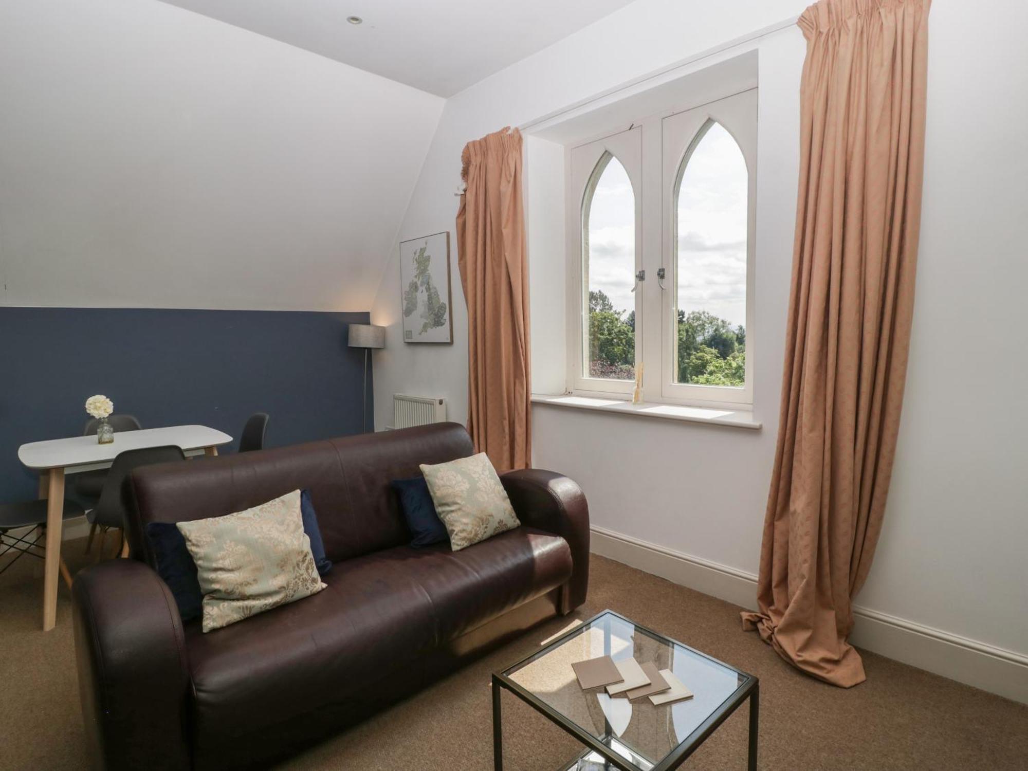 Amazing View Apartment Malvern Wells Exterior foto