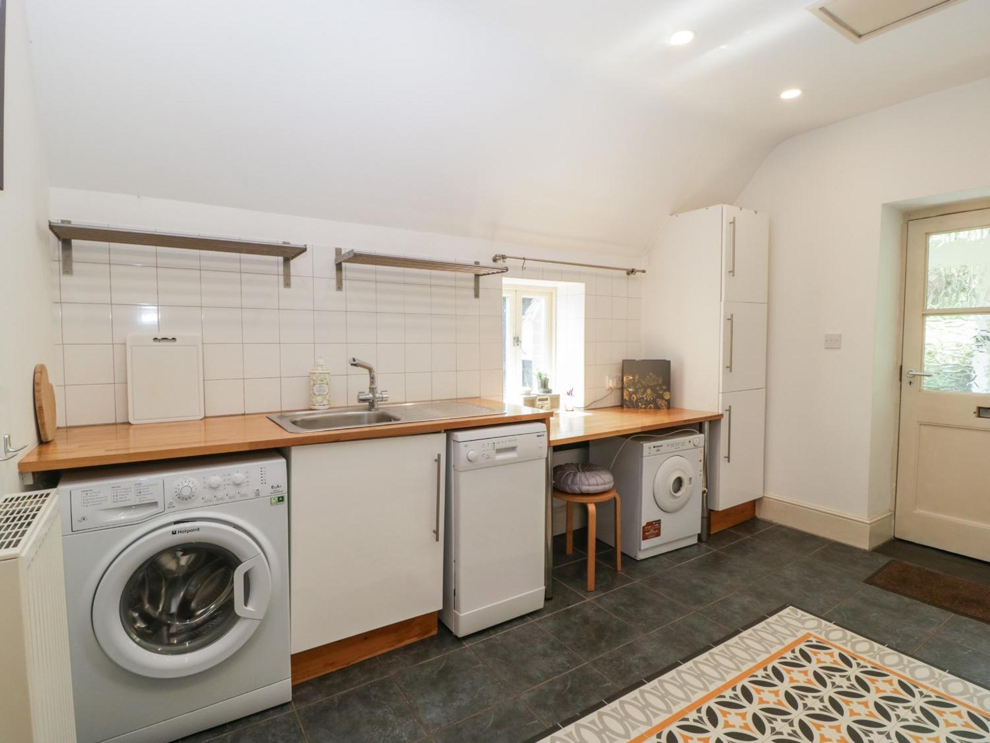 Amazing View Apartment Malvern Wells Exterior foto