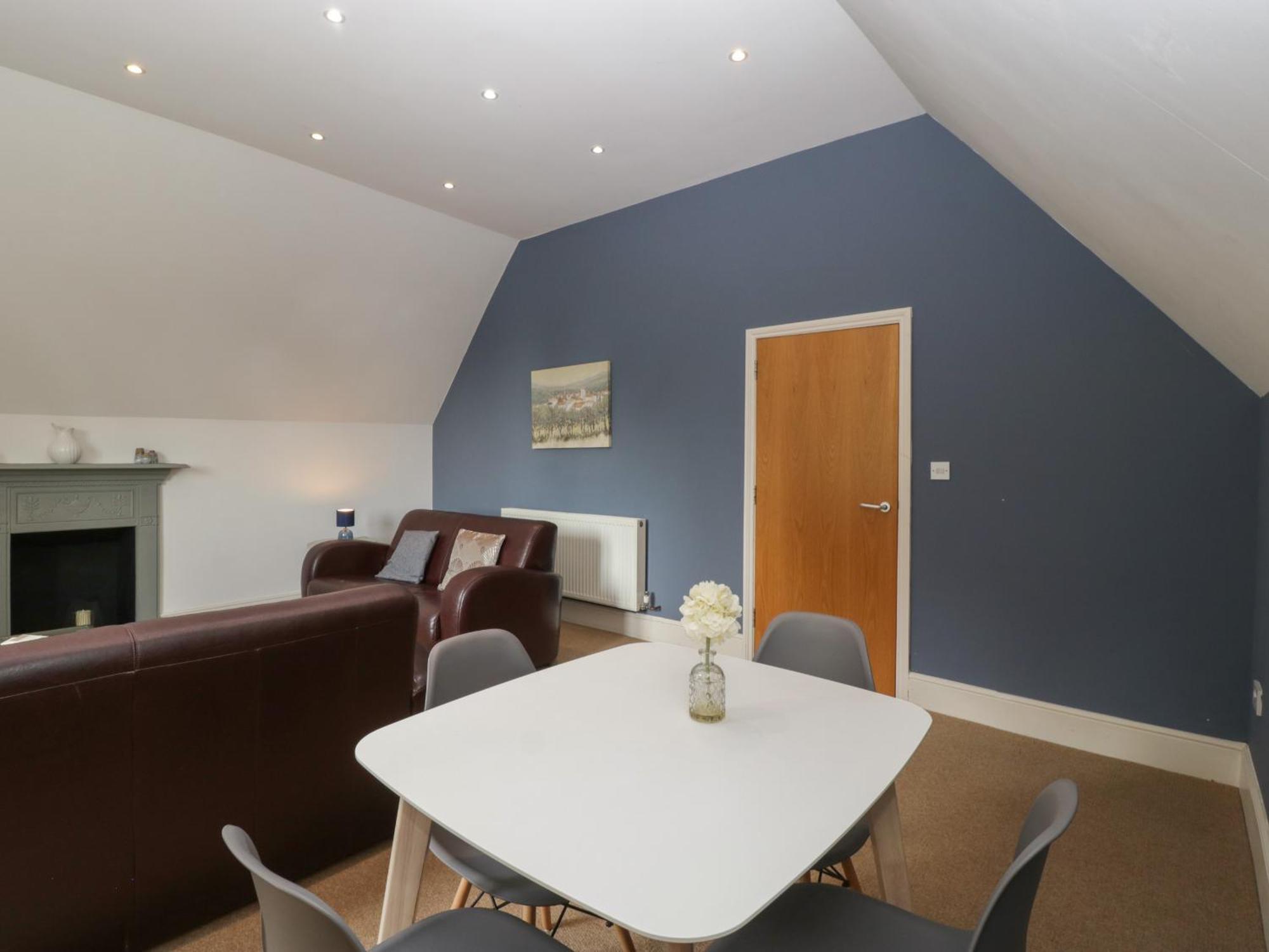Amazing View Apartment Malvern Wells Exterior foto