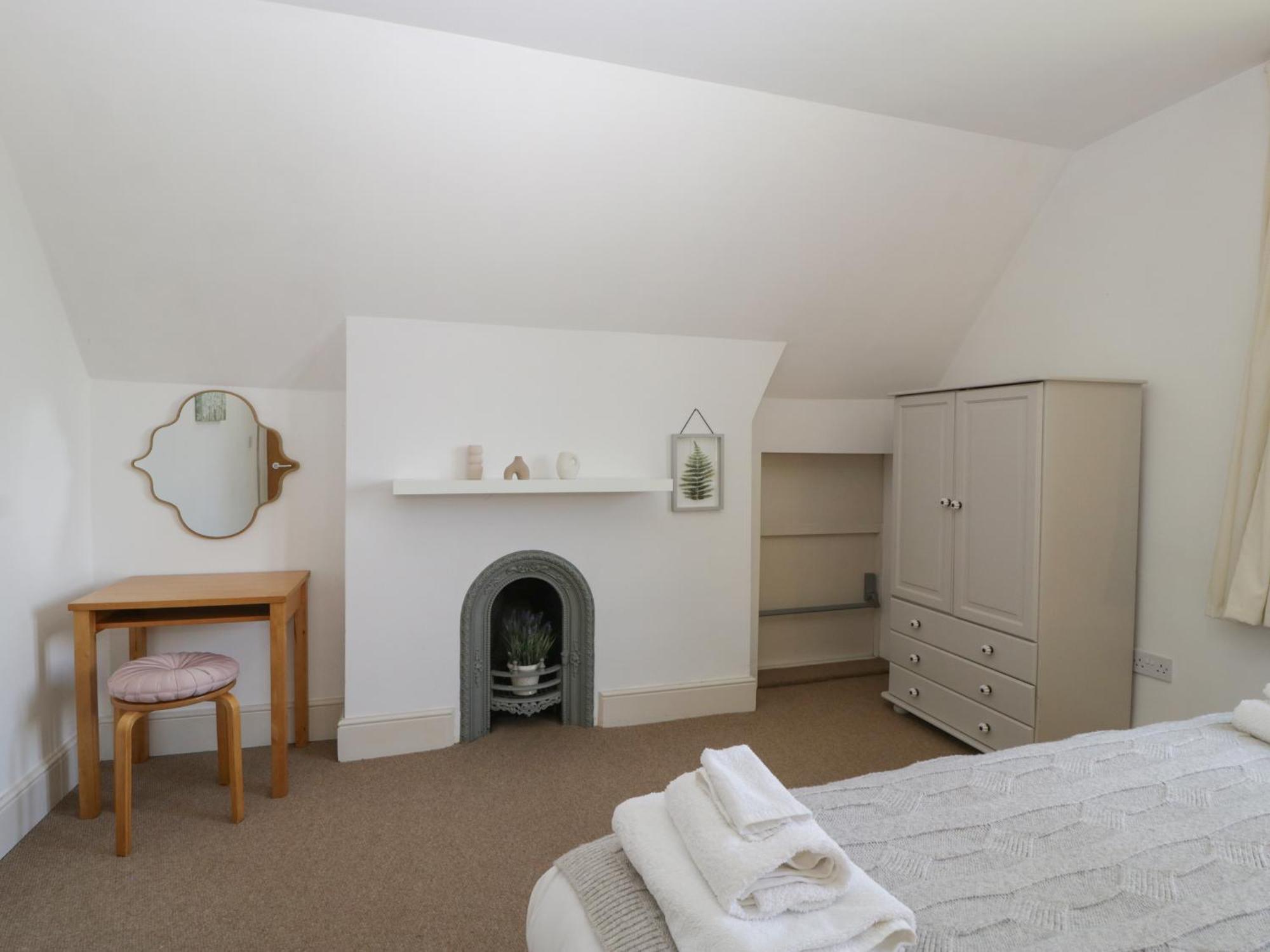 Amazing View Apartment Malvern Wells Exterior foto