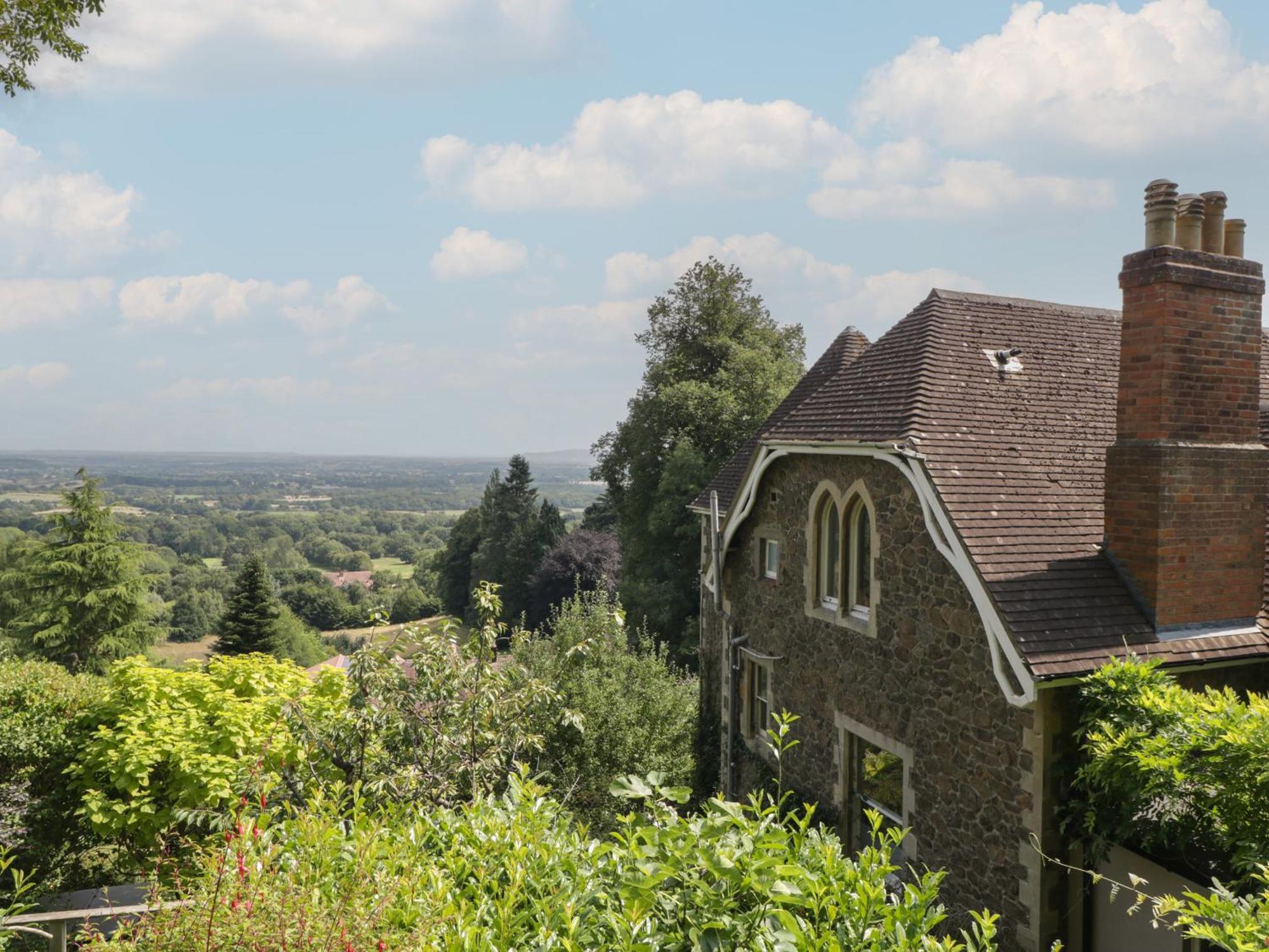 Amazing View Apartment Malvern Wells Exterior foto